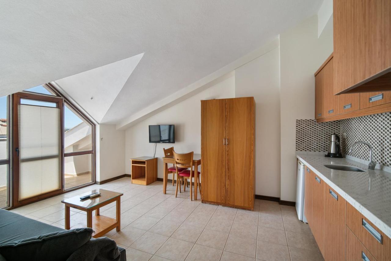Fora Apart Hotel Datça Exteriör bild