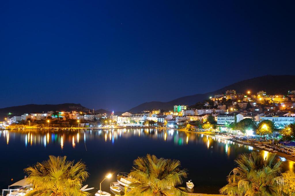 Fora Apart Hotel Datça Exteriör bild