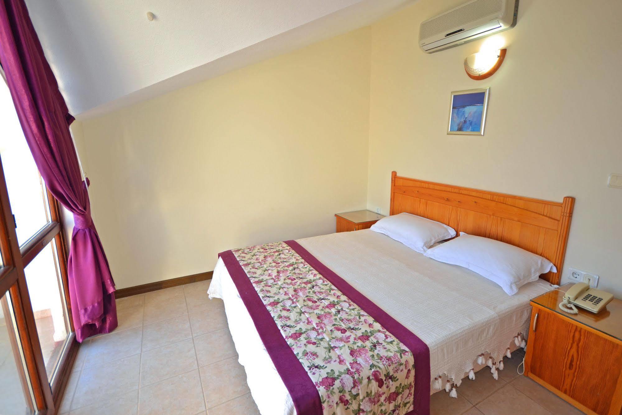 Fora Apart Hotel Datça Exteriör bild